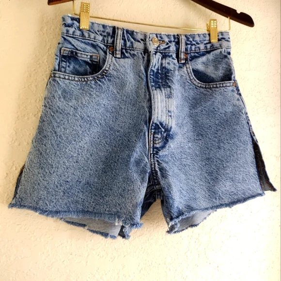 Zara High Rise Mom Shorts With Slits On Sides - Picture 3 of 7
